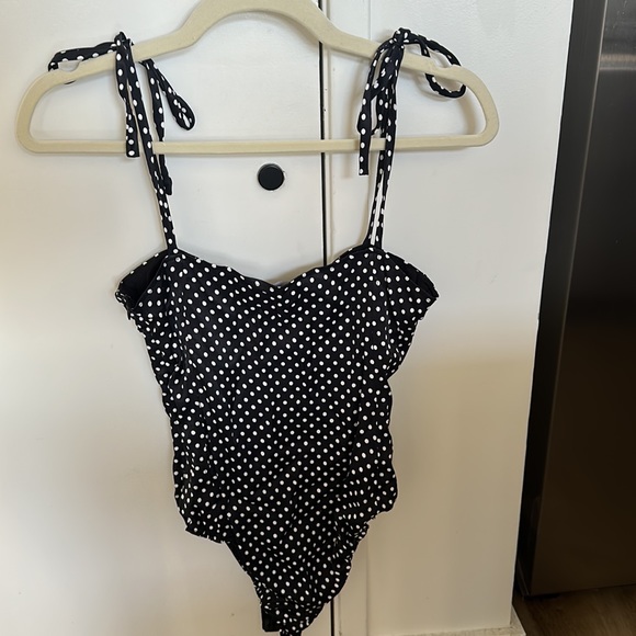 Zara bodysuit black and white - Picture 3 of 3